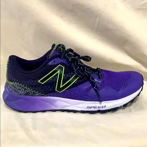 New Balance 690AT running shoes